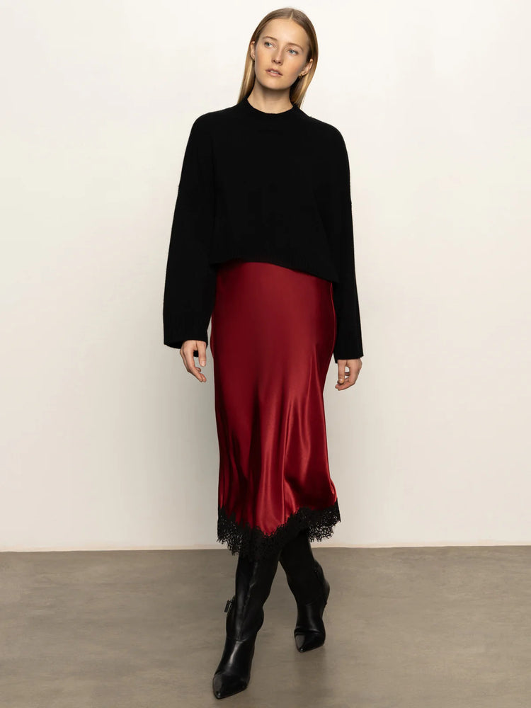 SLIP SKIRT W/LACE