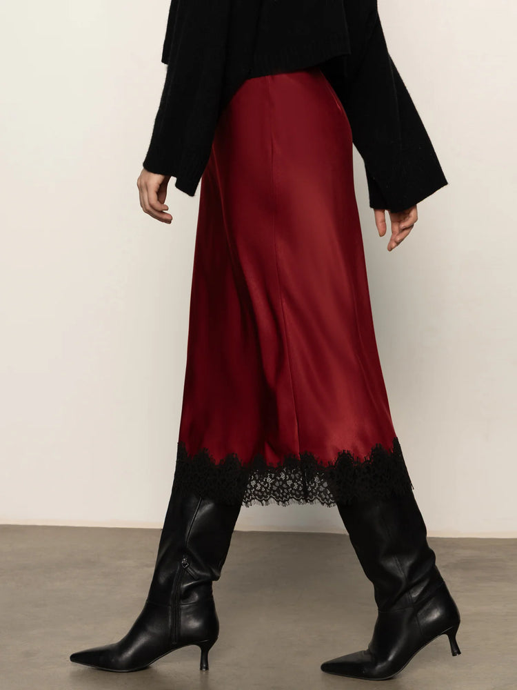 SLIP SKIRT W/LACE