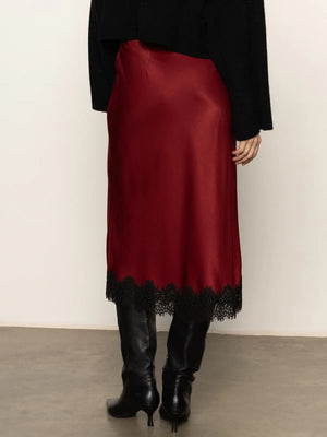 SLIP SKIRT W/LACE