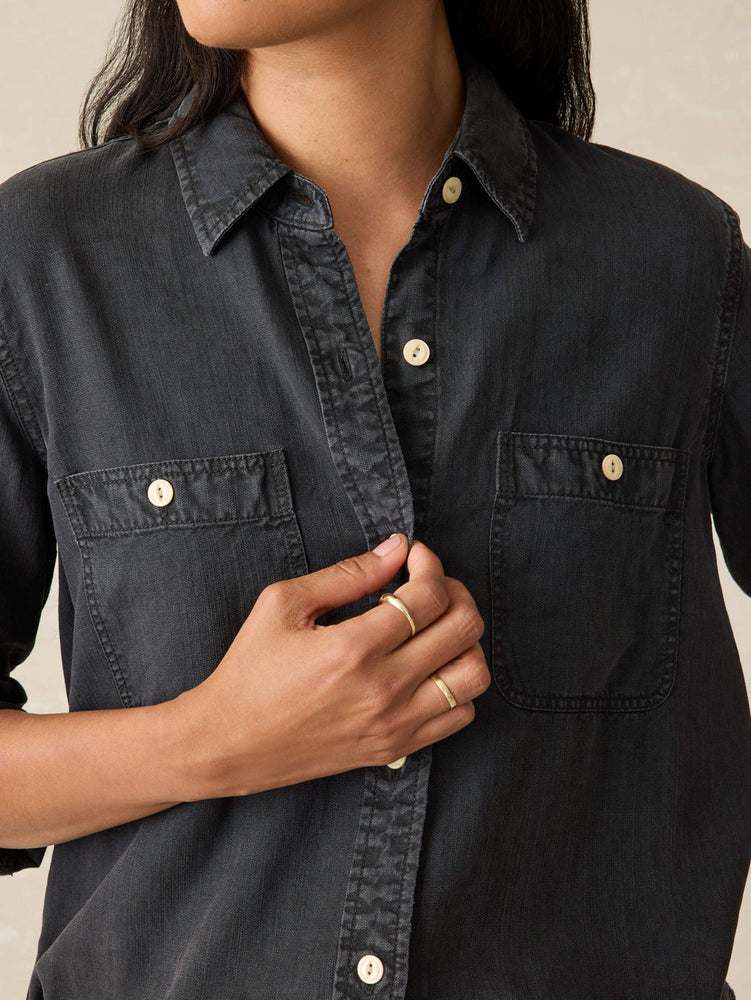 TRIED AND TRUE CHAMBRAY SHIRT