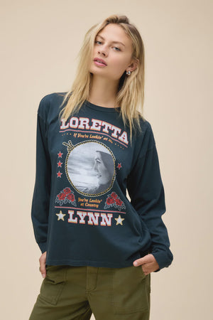 LORETTA LYNN LOOKIN' AT COUNTRY RELAXED LS